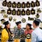 Graduation Party Decorations 2026 – Gold Themed Class of 2026 Complete Set | Congrats Grad Banner, Backdrop, Balloons, Streamers & Table Decor Kit